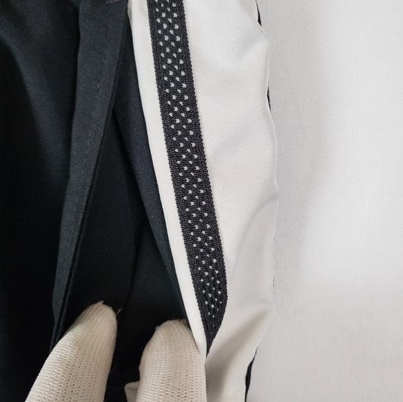 Nike Boys youth black, white truck warm up running jogger/pants size S 4-6 - Picture 2 of 14